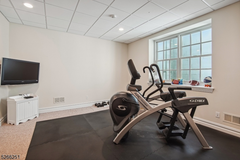 Rolling Hill - Residential