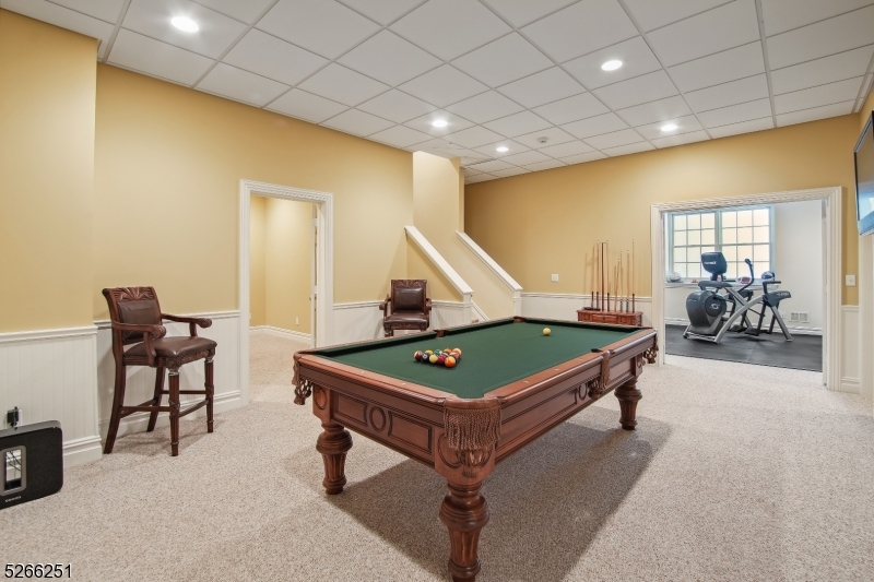 Rolling Hill - Residential