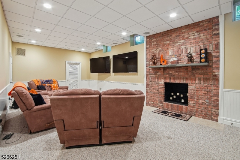 Rolling Hill - Residential