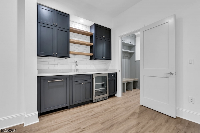 Rolling Hill - Residential