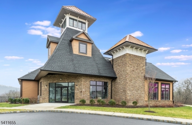 Mansfield Meadows - Residential