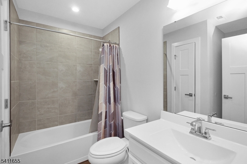 Mansfield Meadows - Residential