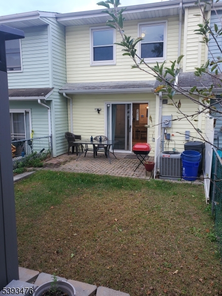 Elm Crest - Residential