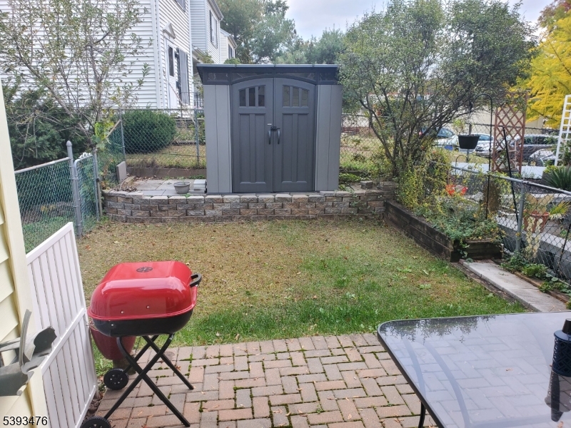 Elm Crest - Residential