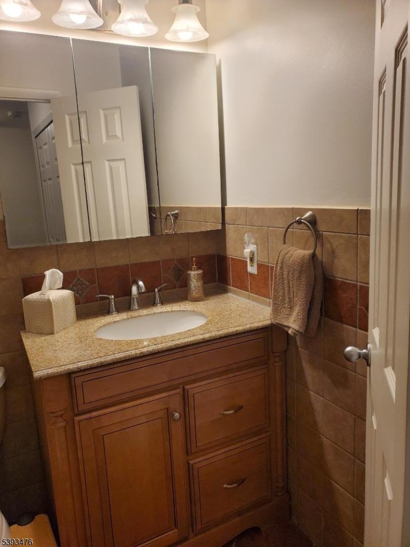 Elm Crest - Residential