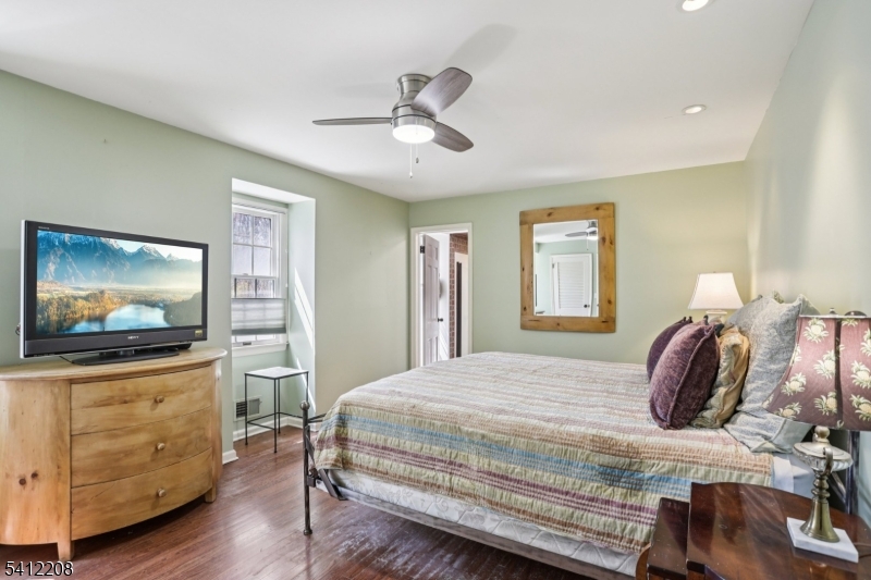 Puddingstone Heights - Residential