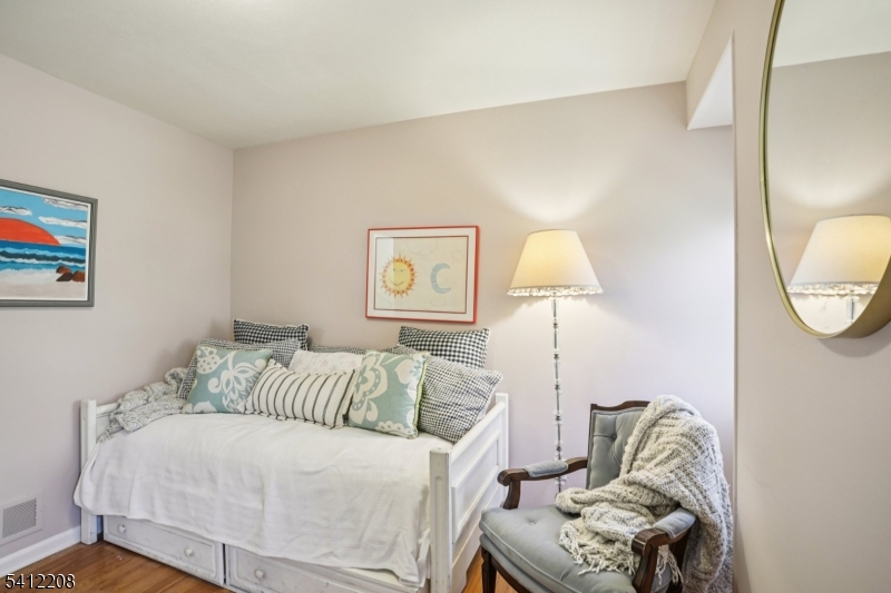 Puddingstone Heights - Residential