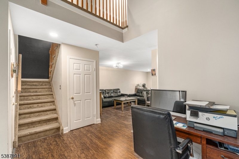 Clark Circle - Residential