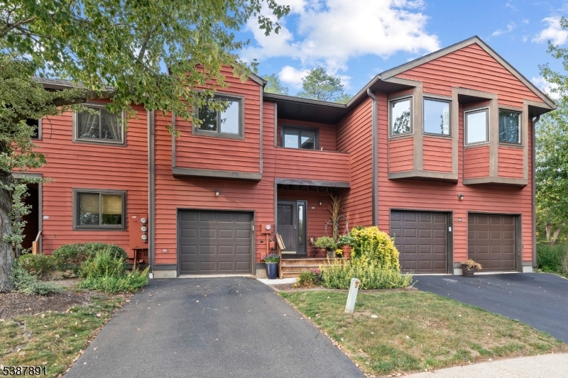 Clark Circle - Residential