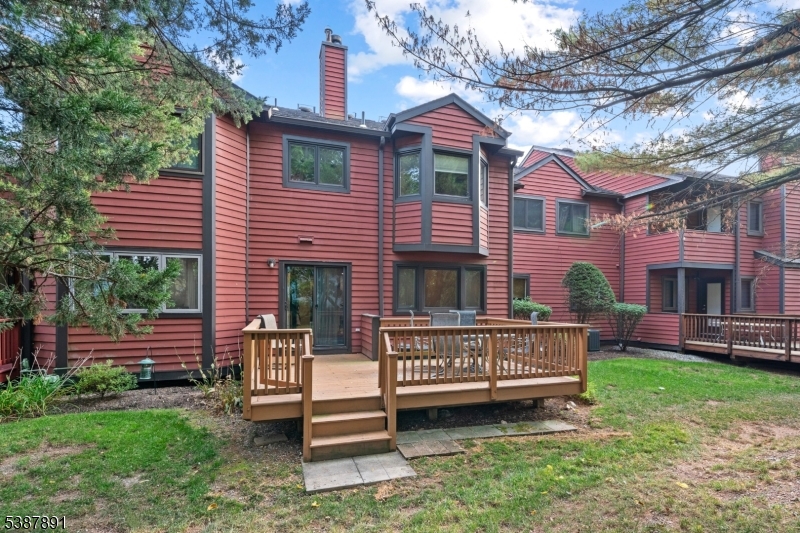 Clark Circle - Residential