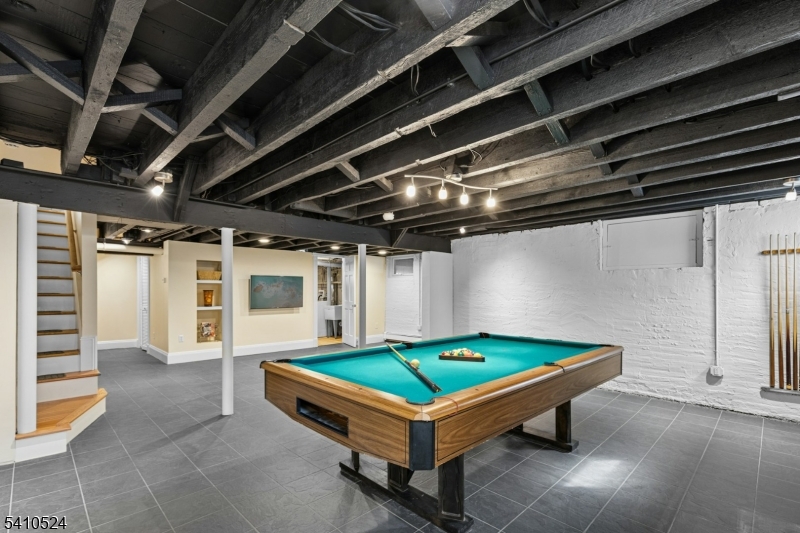 Residential - Residential Lease