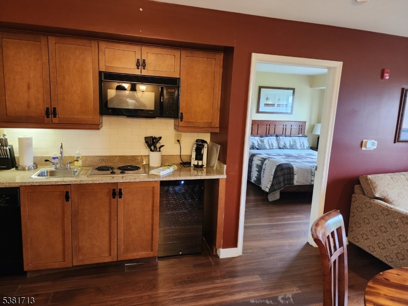 Appalachian Lodge - Residential Lease