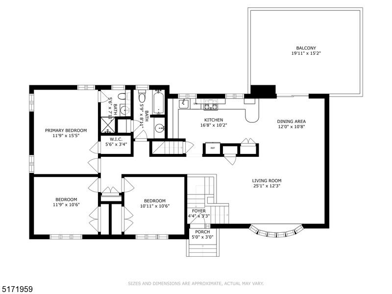 Main image without alt text