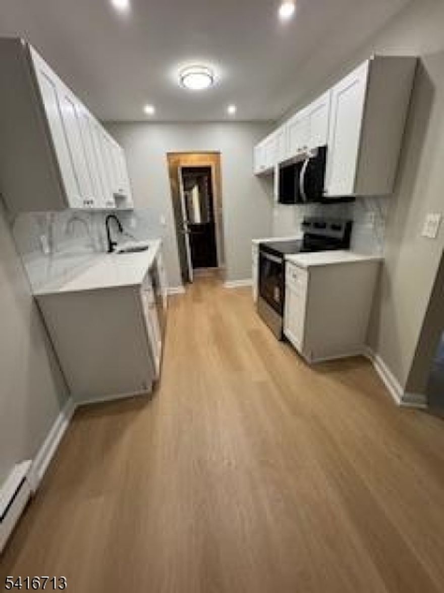 Totally Renovated unit in desirable Covered Bridge 55+ community! New Kitchen and bathroom, new hot water heater, freshly painted, recessed lightings, new flooring, new appliances.Enjoy many great amenities including pool, tennis court, pickleball, clubhouse and more! Near transportation and shopping, dining. A must see! Finished porch/sun room for relaxing.