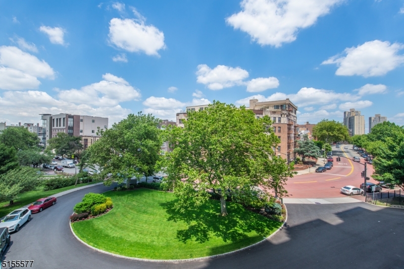 Tower West - Residential