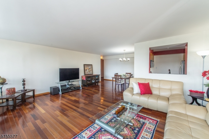 Tower West - Residential