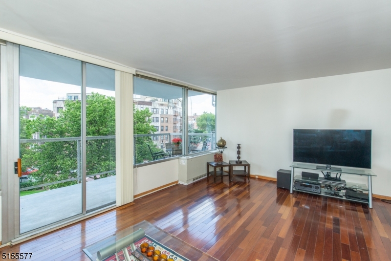 Tower West - Residential