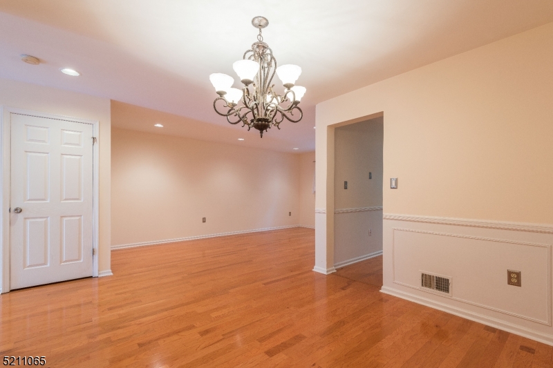 Jade Mountain - Residential Lease