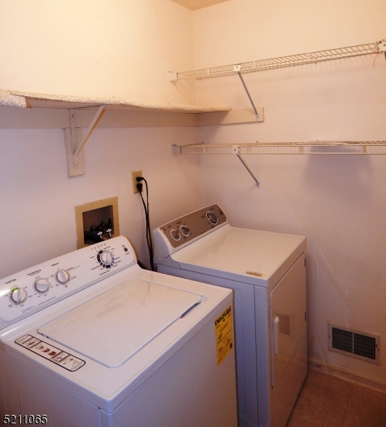 Jade Mountain - Residential Lease