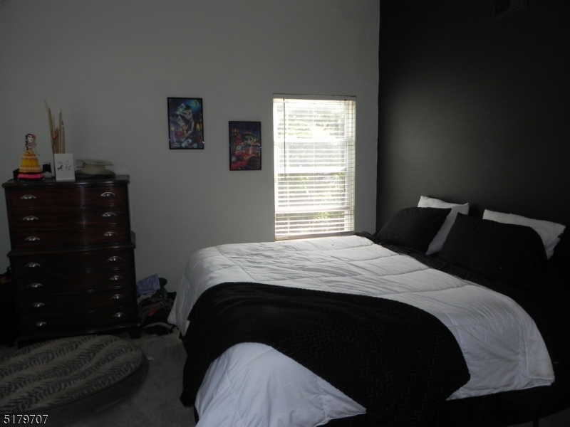 SUCCASUNNA - Residential