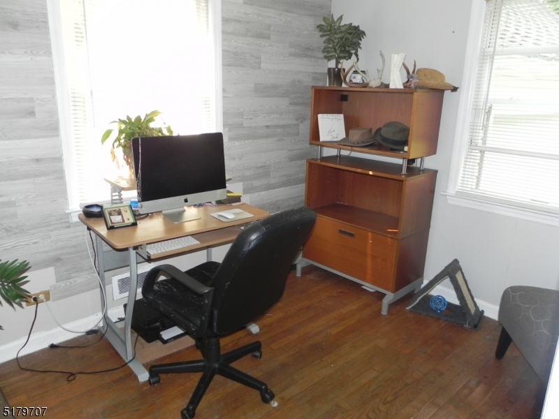 SUCCASUNNA - Residential