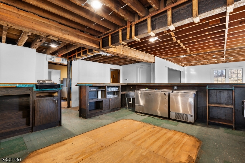 Route 22 - Commercial Sale