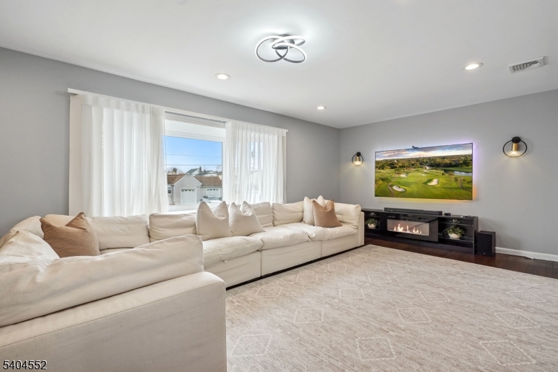 Battle Hill - Residential