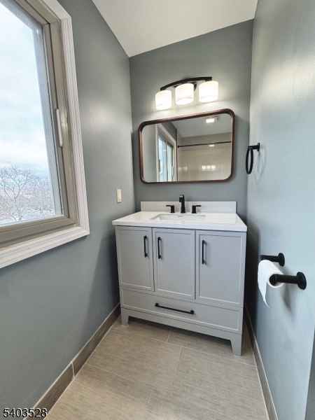 Hasting Square - Residential Lease