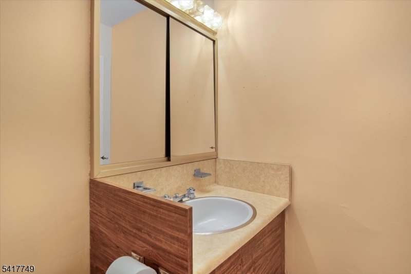 Claridge House - Residential