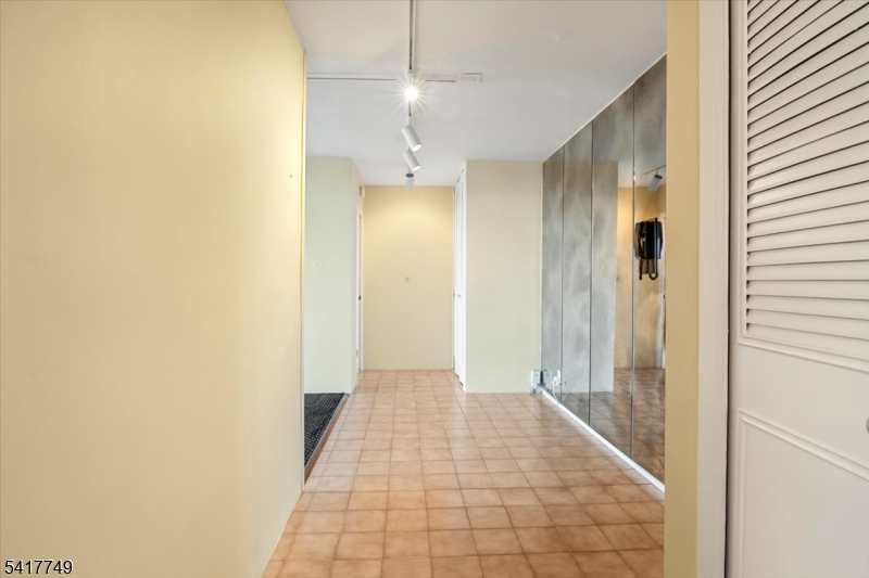 Claridge House - Residential