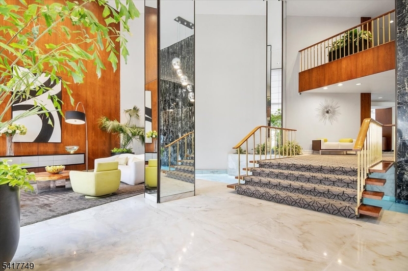 Claridge House - Residential