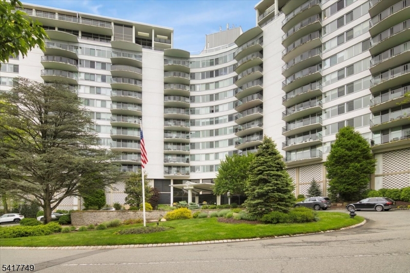 Claridge House - Residential