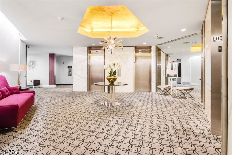 Claridge House - Residential