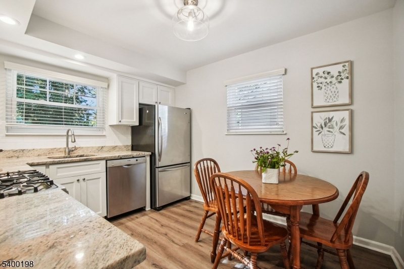 Oak View - Residential