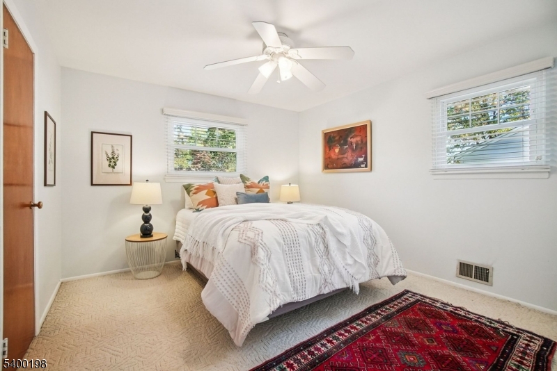 Oak View - Residential