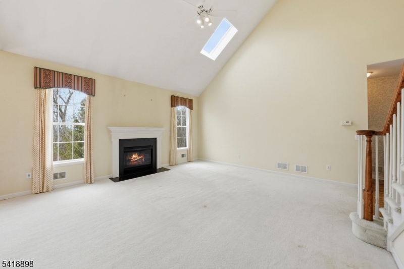 STONEY RIDGE - Residential