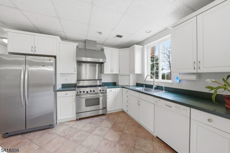 STONEY RIDGE - Residential