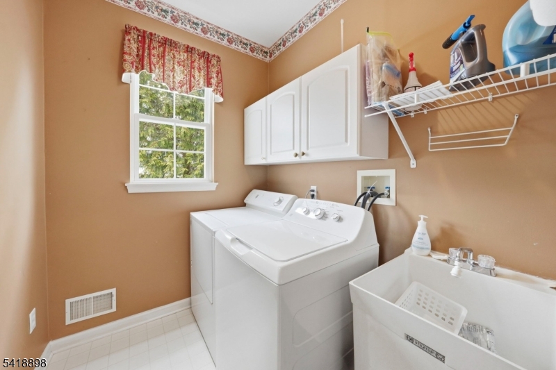 STONEY RIDGE - Residential