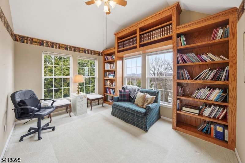 STONEY RIDGE - Residential