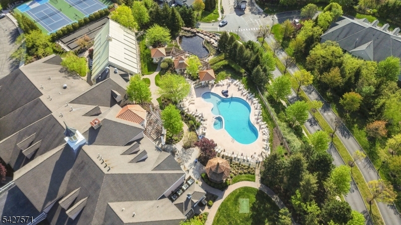 Four Season at Great Notch - Residential
