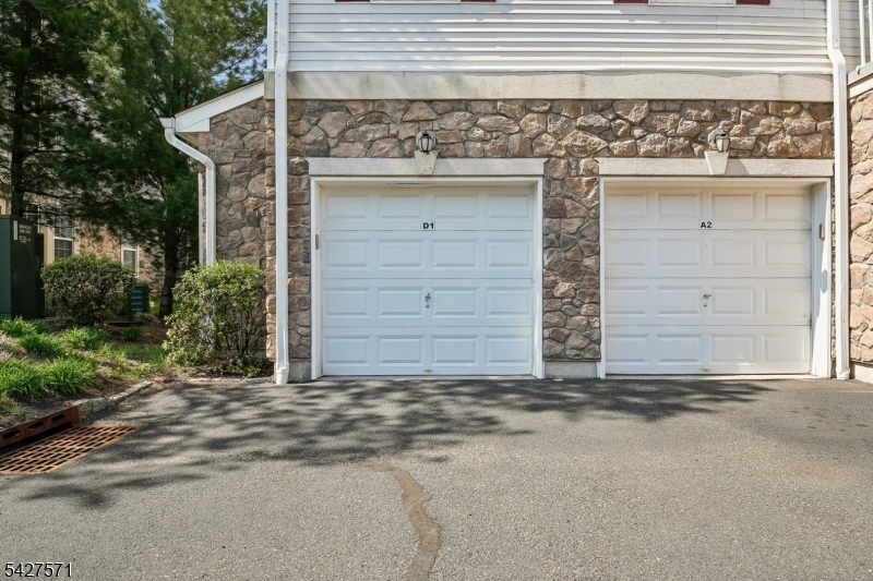 Four Season at Great Notch - Residential