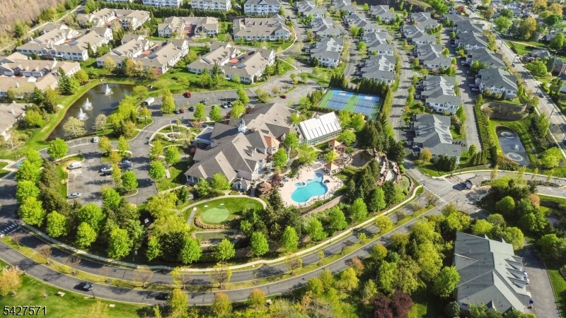 Four Season at Great Notch - Residential