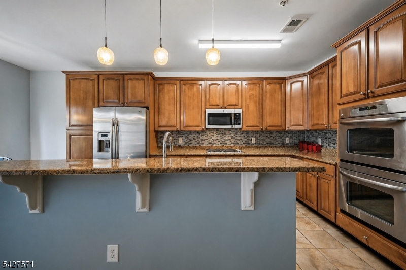 Four Season at Great Notch - Residential