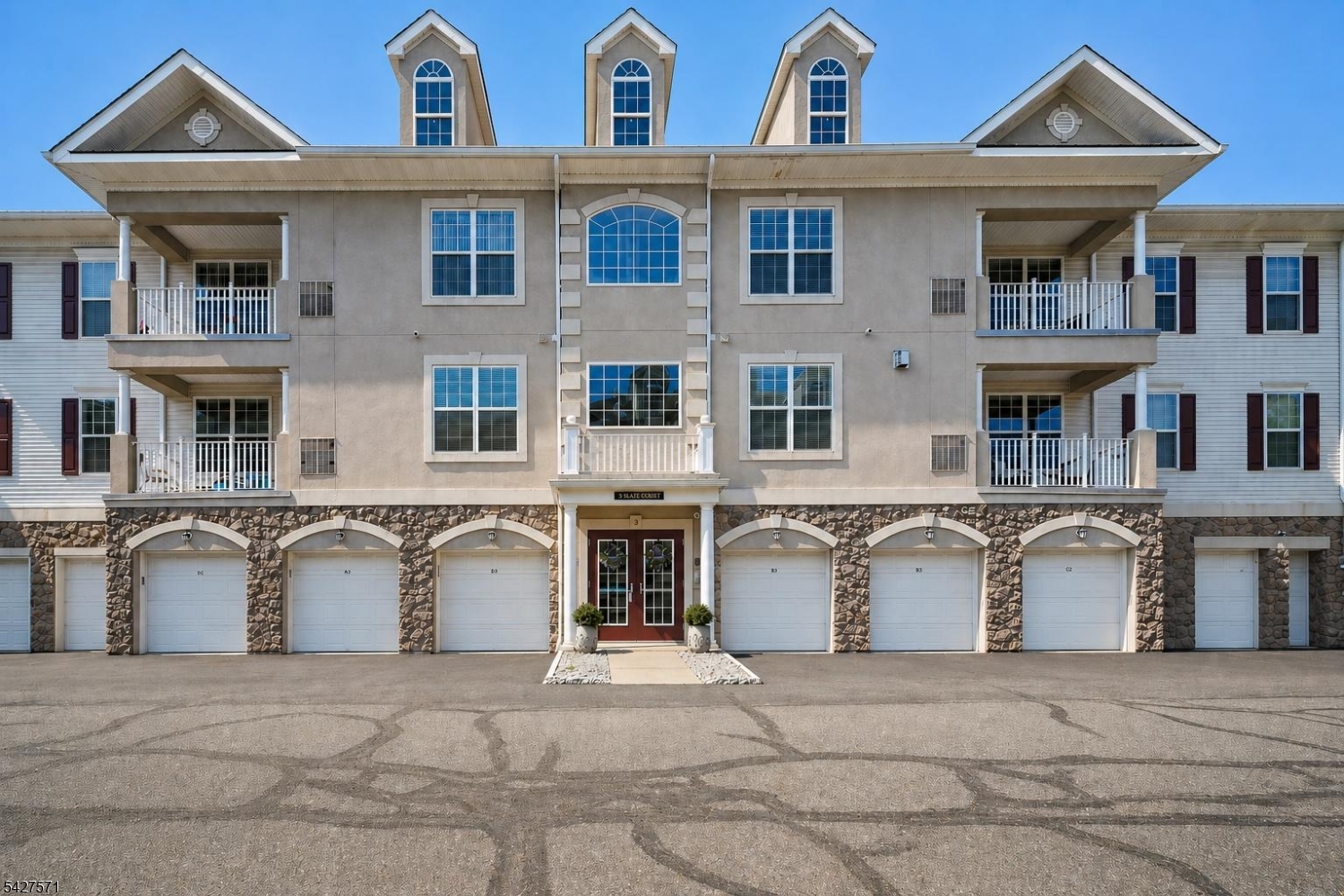 Four Season at Great Notch - Residential