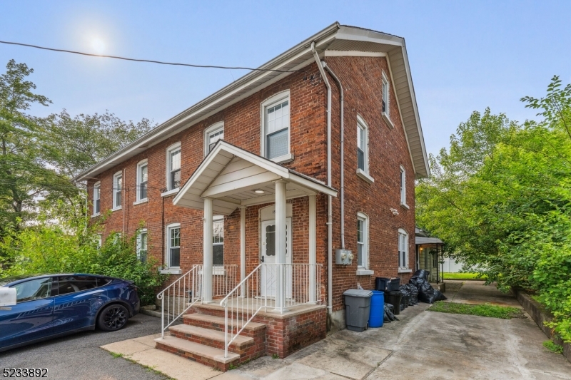 155 Ford St A