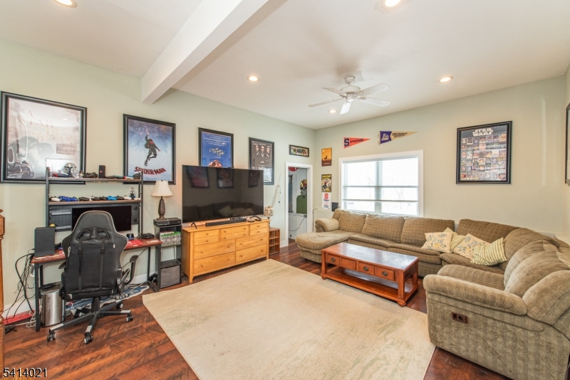 Fayson Lakes - Residential