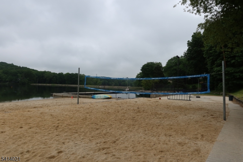 Fayson Lakes - Residential