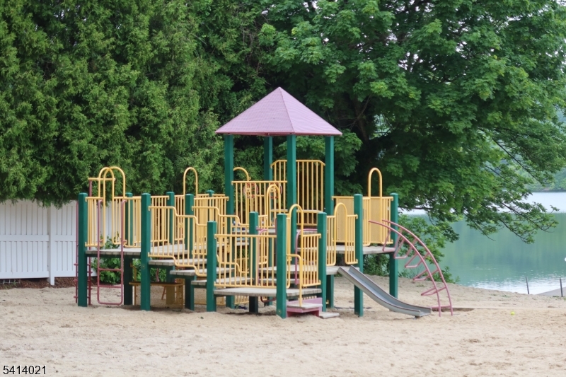 Fayson Lakes - Residential