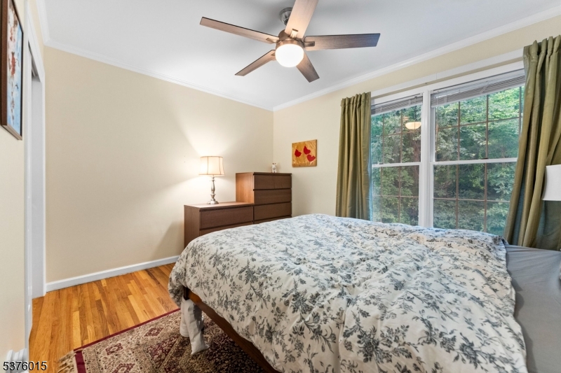 Knollcrest - Residential Lease