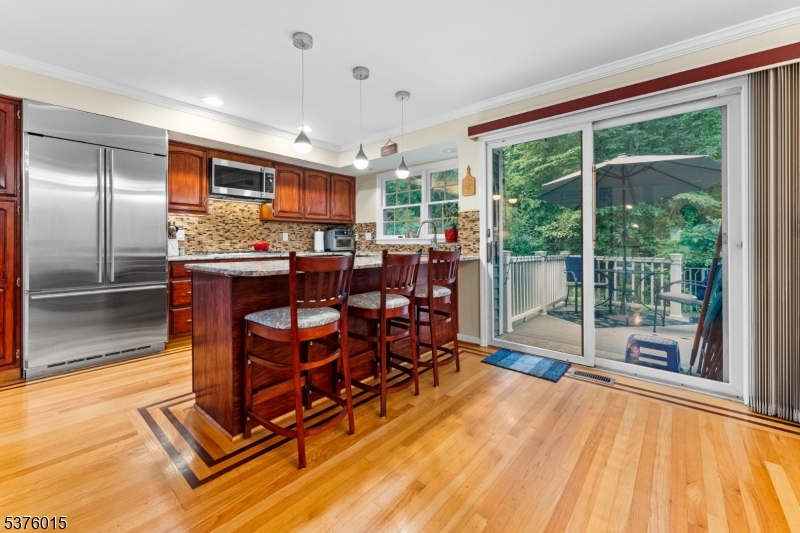 Knollcrest - Residential Lease